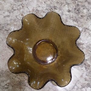 Amber glass crosshatch decorative bowl